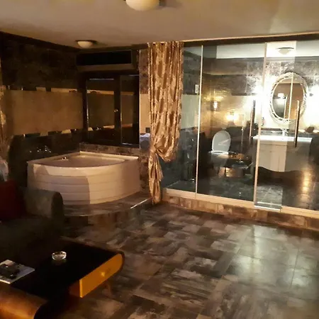 Апартаменты Elegant House