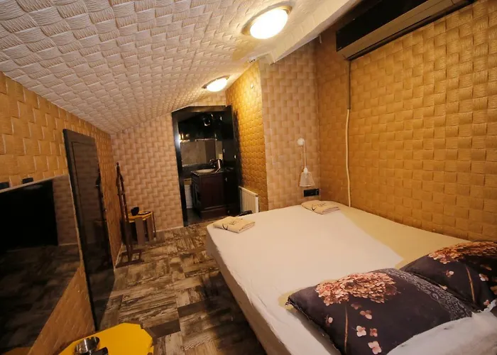 Elegant House Apartman *