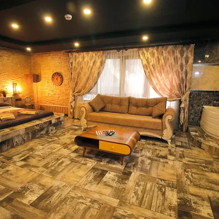 Elegant House Apartment *